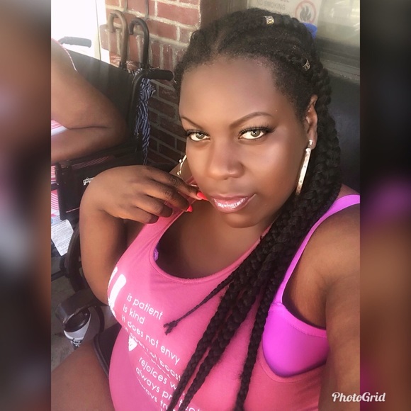 Meet your Posher, Jasmine - Picture 3 of 8